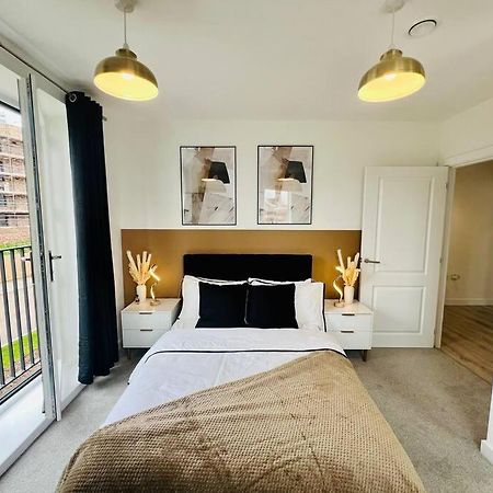 Hessian Lounge -Wyndale- Central 2Br W/Parking Birmingham Bagian luar foto